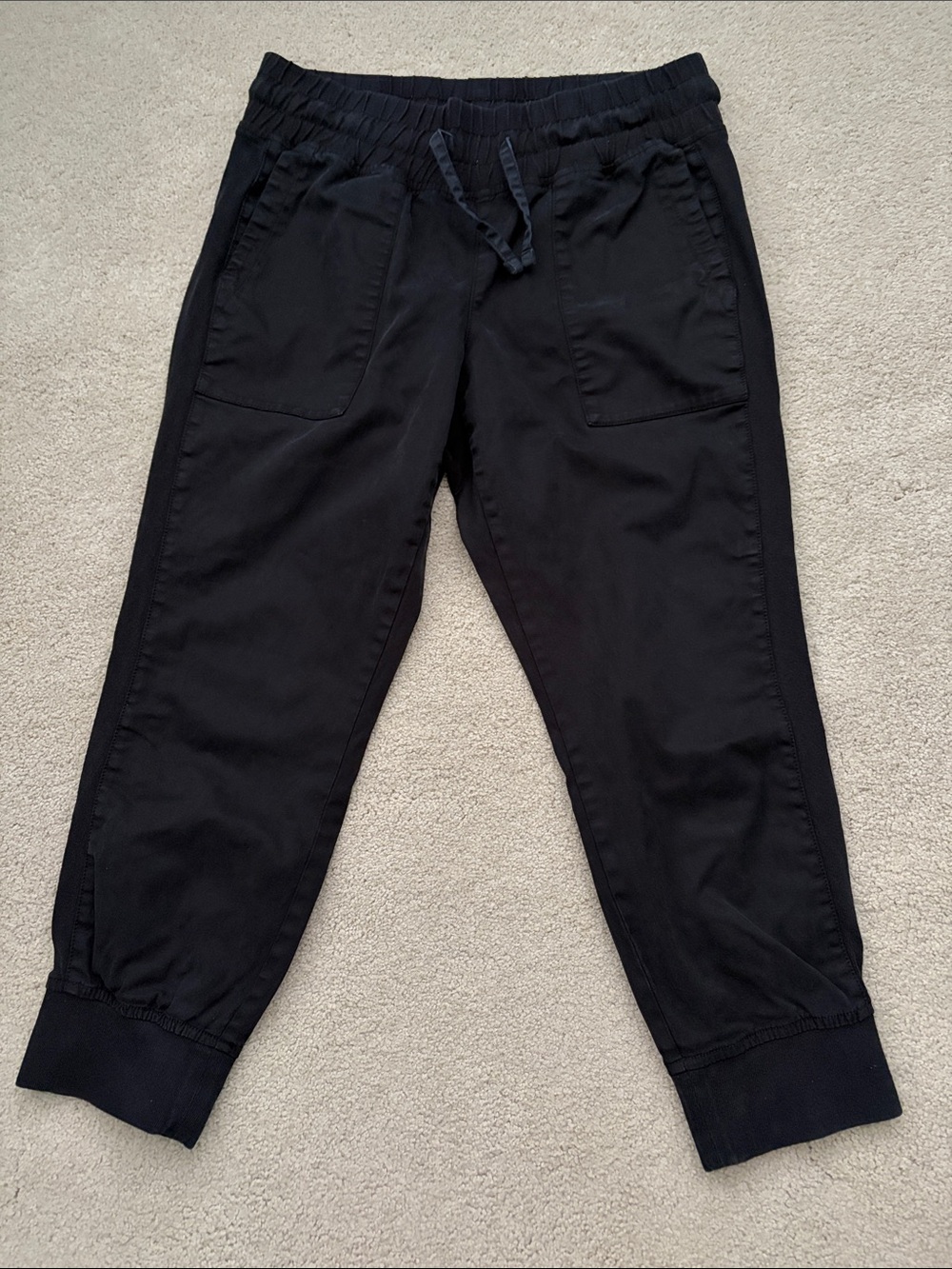Time and Tru Black Drawstring Joggers in small.